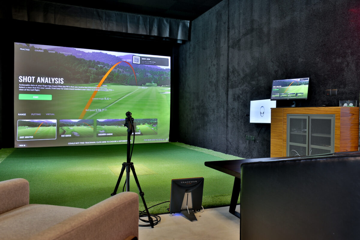 Debunking 5 Common Myths About Indoor Golf Simulators
